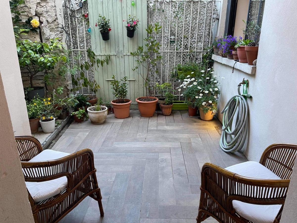 Appartement Au Centre De La Venise Provencale LʼIsle-sur-la-Sorgue Esterno foto
