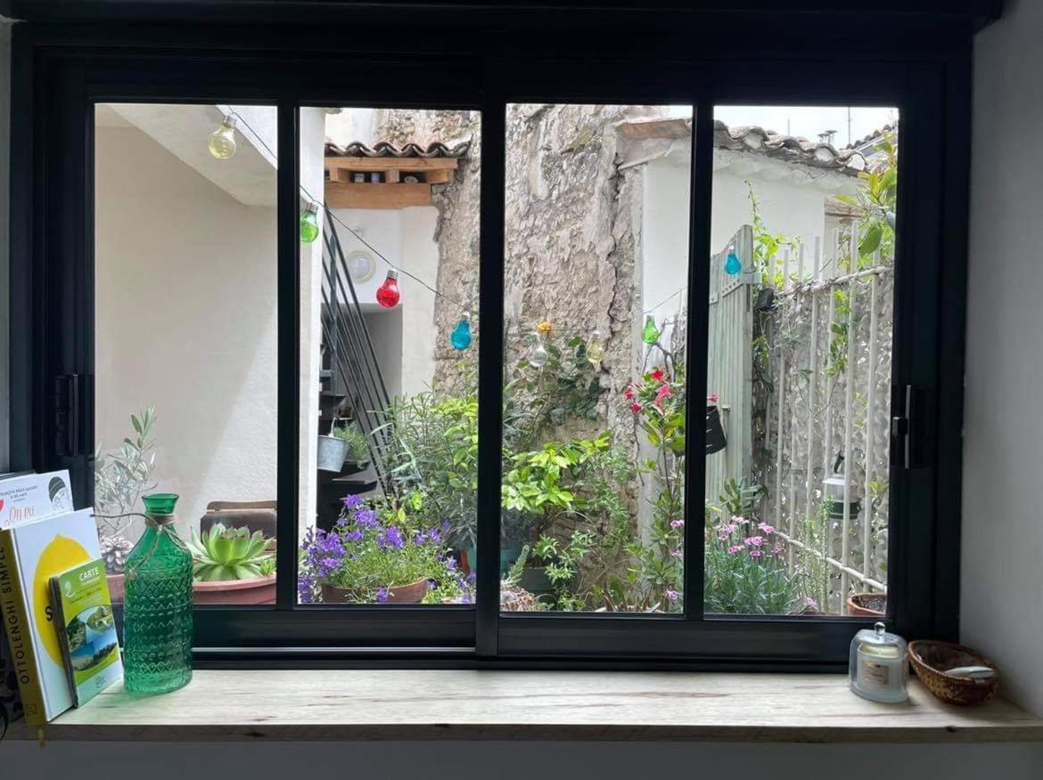 Appartement Au Centre De La Venise Provencale LʼIsle-sur-la-Sorgue Esterno foto