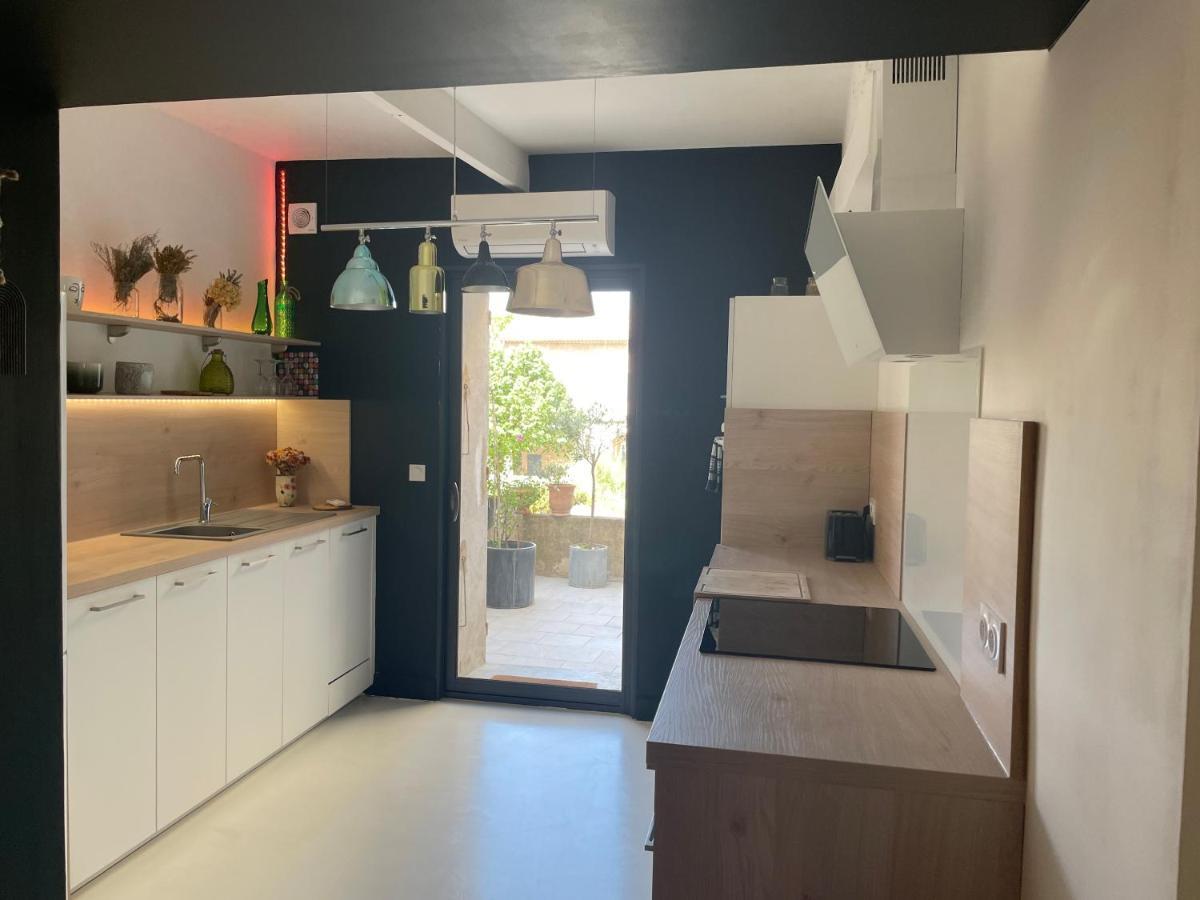 Appartement Au Centre De La Venise Provencale LʼIsle-sur-la-Sorgue Esterno foto