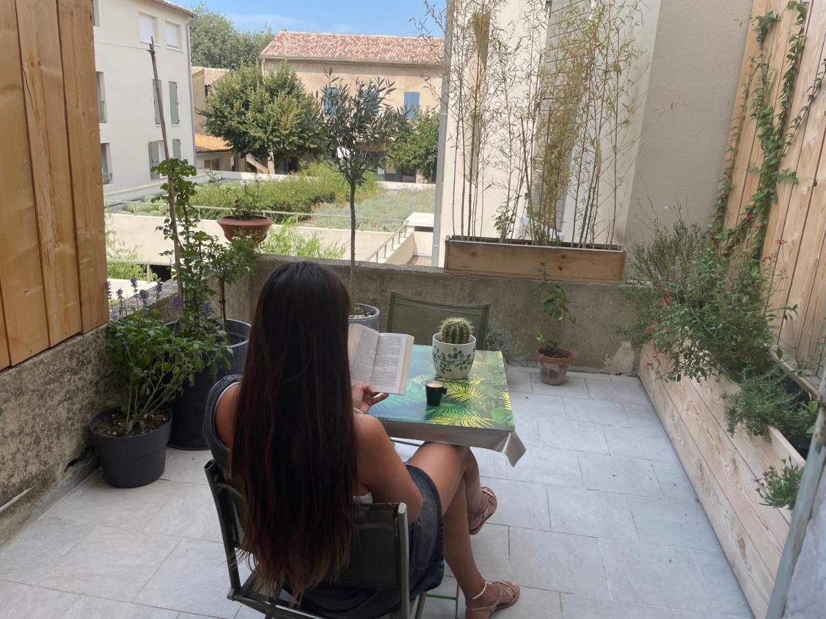 Appartement Au Centre De La Venise Provencale LʼIsle-sur-la-Sorgue Esterno foto
